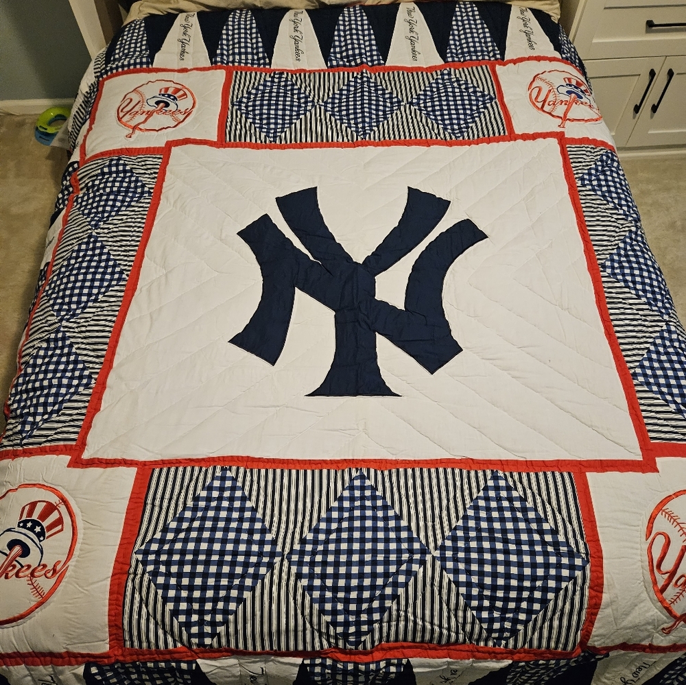 New York Yankees Quilt